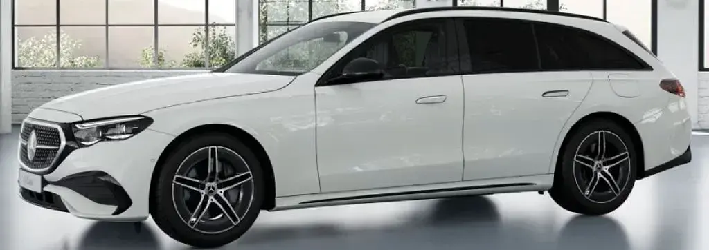 Gebraucht Mercedes E300 AMG 313 PS (230 kW) 2025 Weiß Limousine