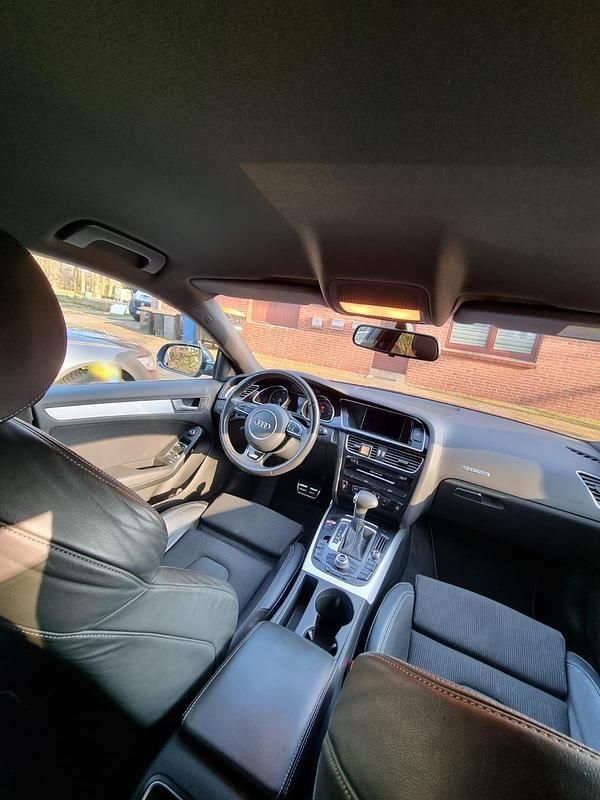 Gebraucht Audi A5 S-Line 194 PS (142 kW) 2015 Grau Coupé