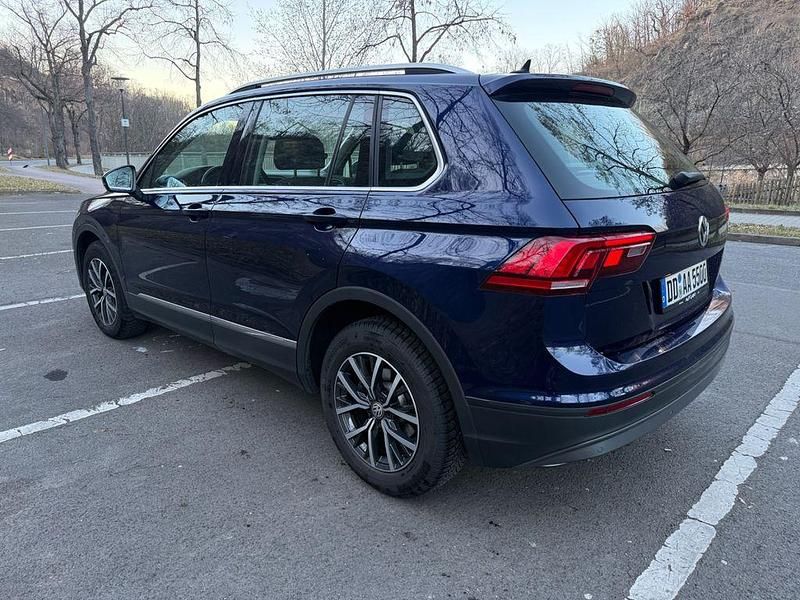 Gebraucht VW Tiguan Allspace 150 PS (110 kW) 2020 Blau SUV