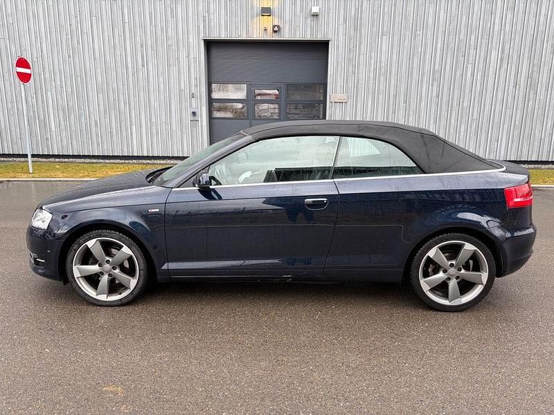 Gebraucht Audi A3 Cabriolet S-Line 140 PS (102 kW) 2013 Blau Cabrio