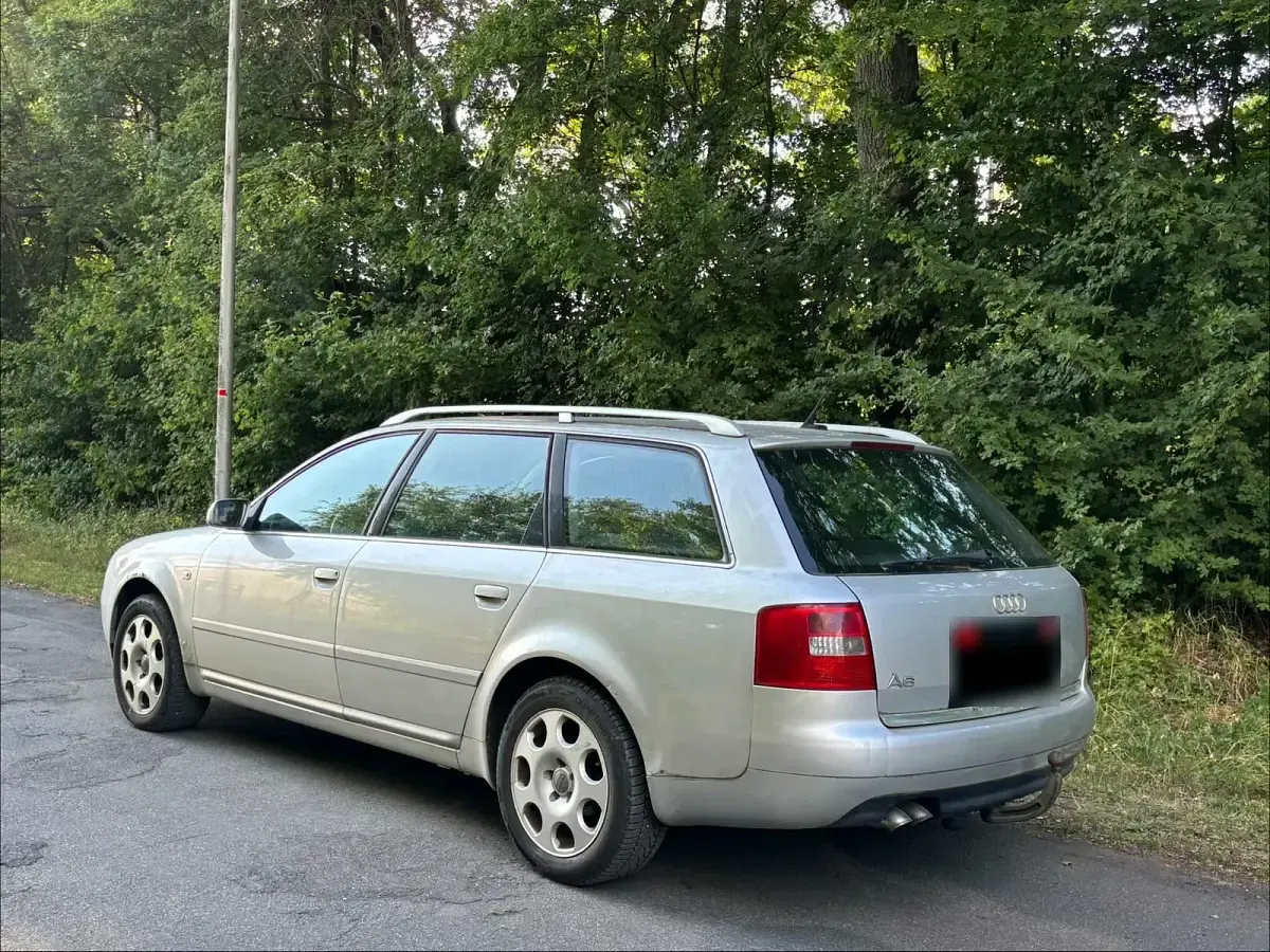 Gebraucht Audi A6 163 PS (119 kW) 2002 Grau Kombi