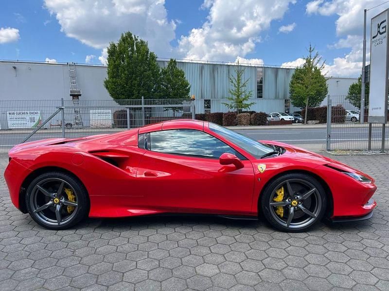 Gebraucht Ferrari F8 721 PS (530 kW) 2022 Corso rossa Cabrio