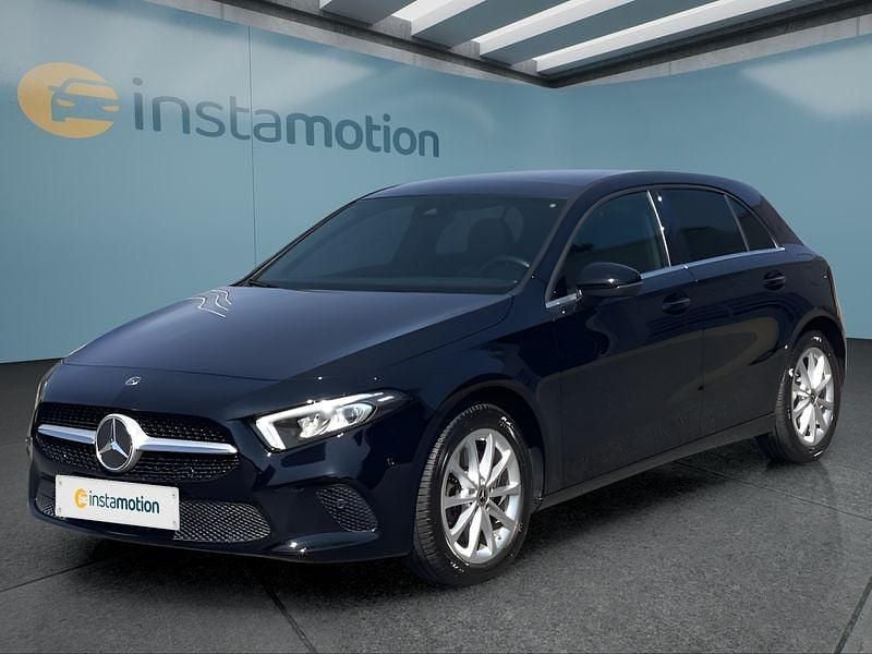 Schwarz Gebraucht 2021 Mercedes A250 Kleinwagen | 26.549 € (Fairer Preis) - Bild 1/4
