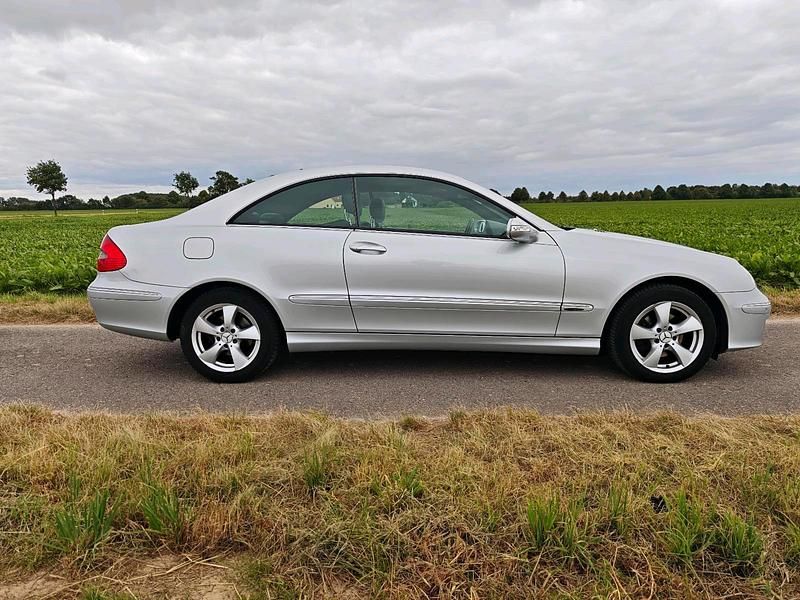 Gebraucht Mercedes CLK200 Avantgarde 163 PS (119 kW) 2005 Silber Coupé