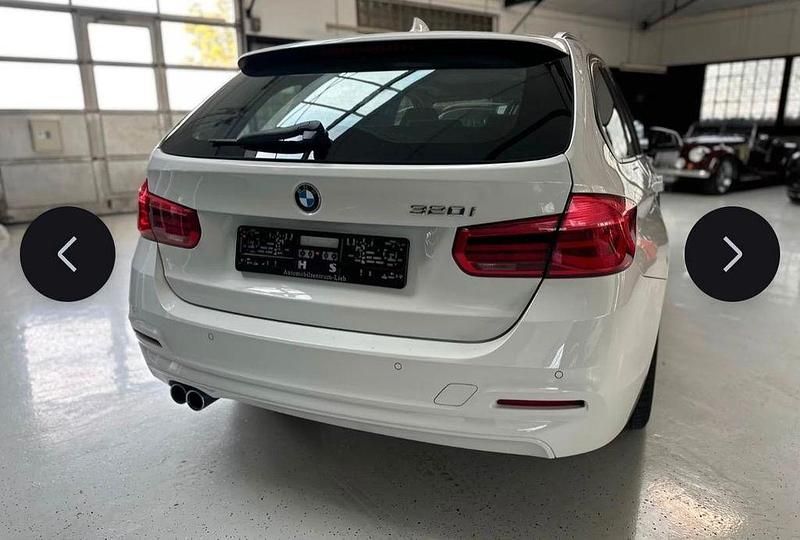 Gebraucht BMW 320 Advantage 184 PS (135 kW) 2019 Weiß Kombi