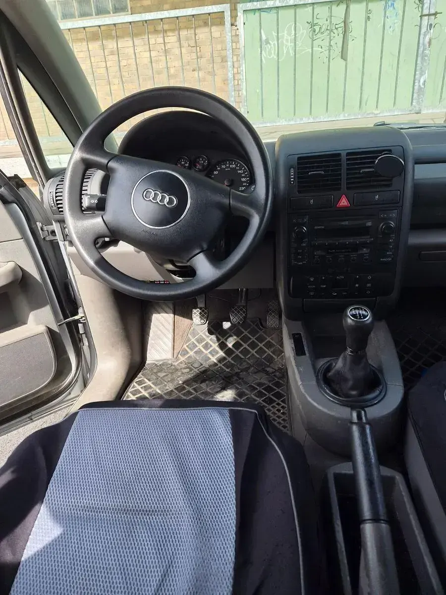 Gebraucht Audi A2 75 PS (55 kW) 2001 Silber Kleinwagen