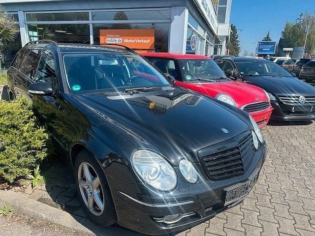 Usata Mercedes E280 231 CV (169 kW) 2008 Nero Station wagon