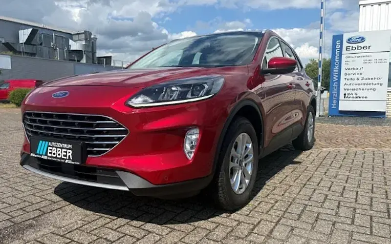 Gebraucht Ford Kuga Titanium 224 PS (164 kW) 2022 Rot SUV