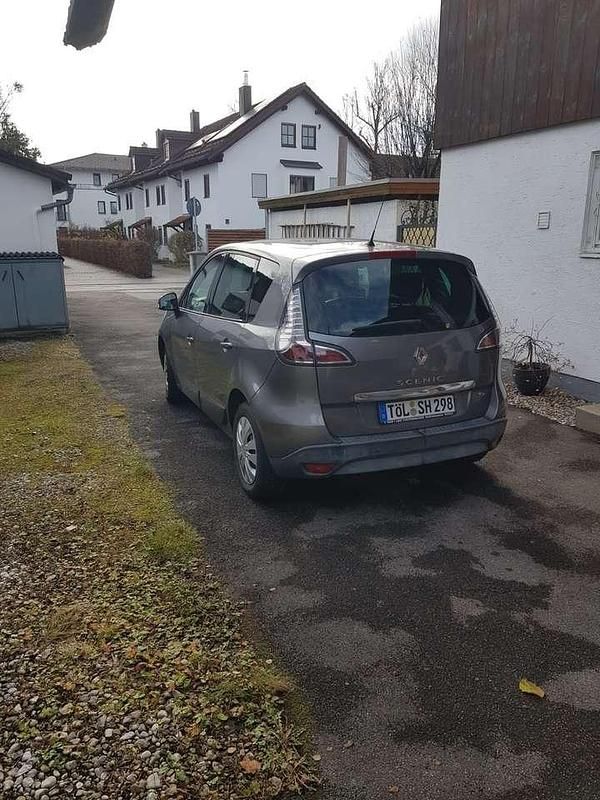 Gebraucht Renault Scénic Dynamique 116 PS (85 kW) 2014 Van / Kleinbus