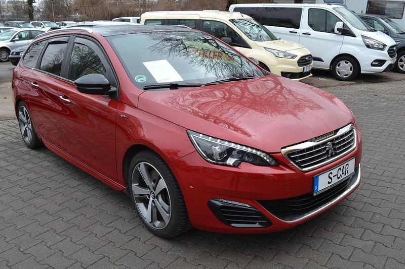 Gebraucht Peugeot 308 SW GT 181 PS (133 kW) 2015 Rot Kombi