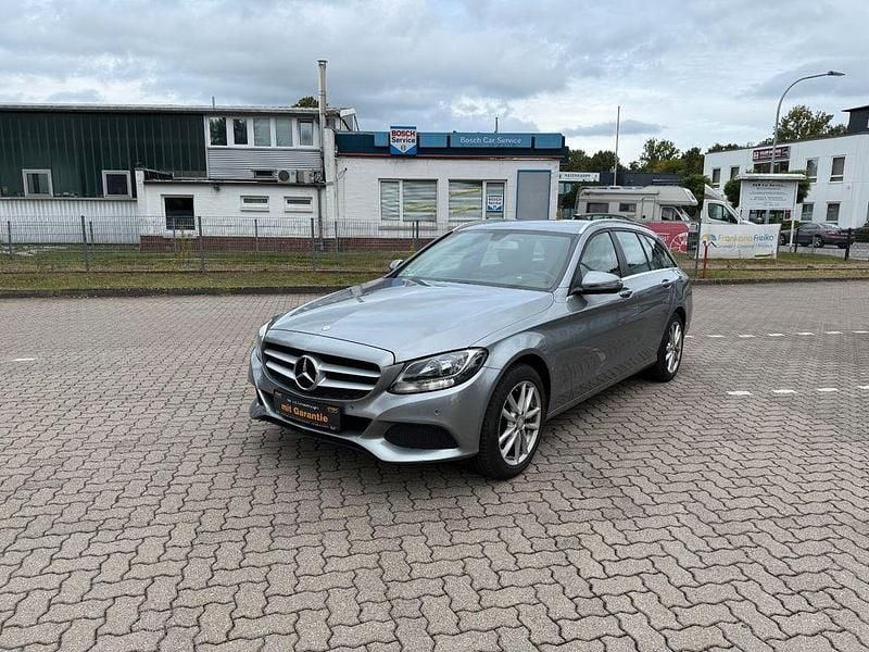 Silber Gebraucht 2016 Mercedes C200 Kombi | 16.350 € (Superpreis) - Bild 1/4