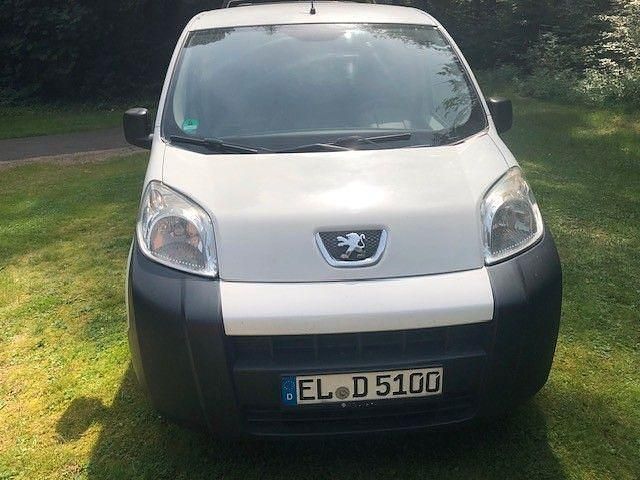 Grau Gebraucht 2013 Peugeot Bipper Van / Kleinbus | 1.750 € - Bild 1/4