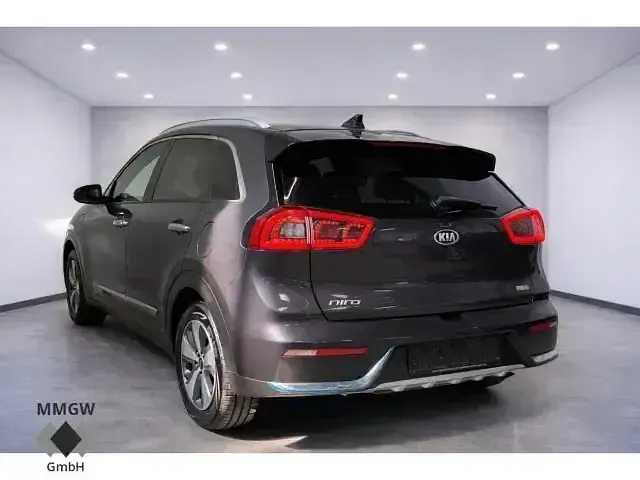 Gebraucht Kia Niro Vision 212 PS (155 kW) 2018 Grau SUV