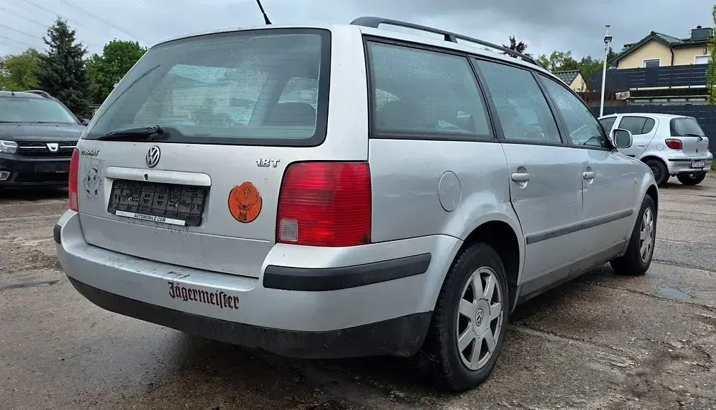 Gebraucht VW Passat Comfortline 150 PS (110 kW) 2000 Silber Kombi