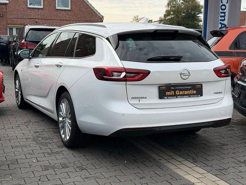 Gebraucht Opel Insignia Dynamic 165 PS (121 kW) 2017 Weiß Kombi