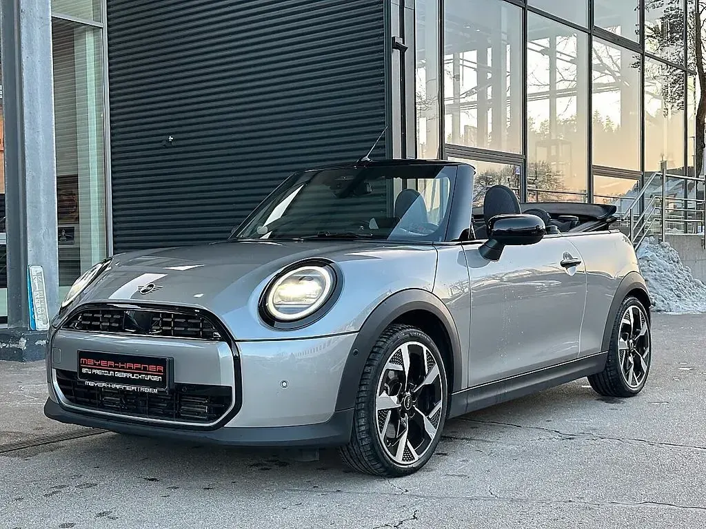 Gebraucht Mini Cooper Cabriolet 163 PS (119 kW) 2025 Silber Cabrio