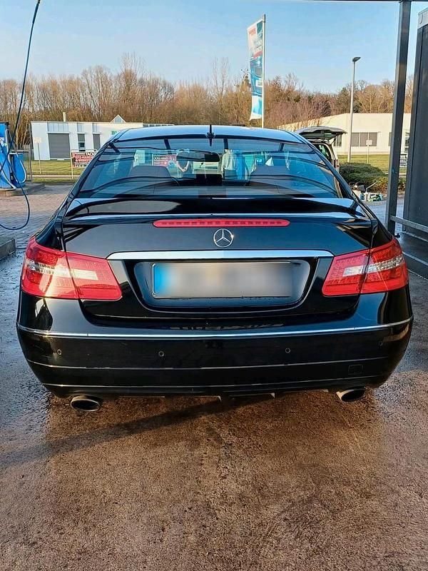 Gebraucht Mercedes 350 265 PS (194 kW) 2011 Schwarz Coupé