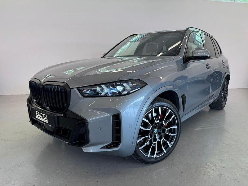 Grau Gebraucht 2025 BMW X5 M Sport SUV | 92.990 € (Guter Preis) - Bild 1/4