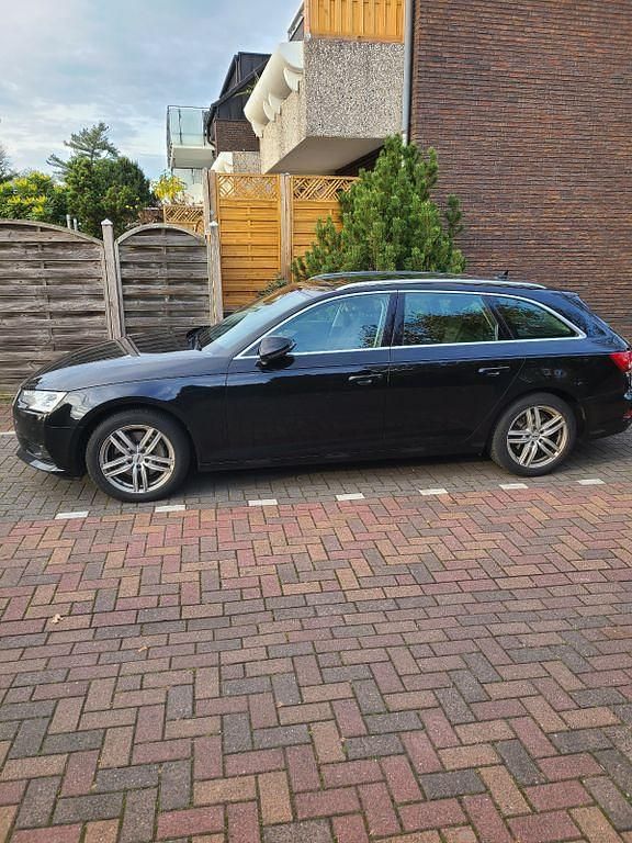 Schwarz Gebraucht 2019 Audi A4 Allroad Kombi | 16.900 € (Guter Preis) - Bild 1/4