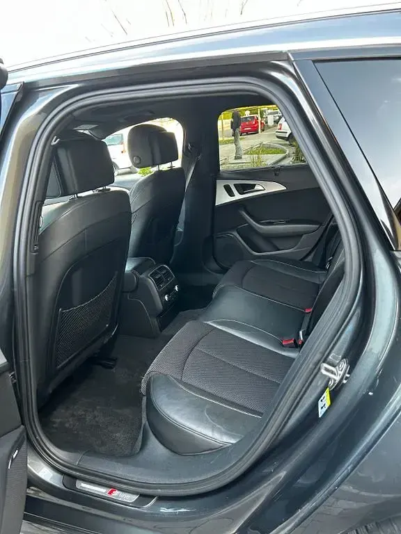 Gebraucht Audi A6 Ambiente 190 PS (139 kW) 2015 Kombi