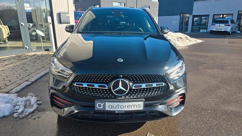 Gebraucht Mercedes GLA200 AMG Edition 1 163 PS (119 kW) 2021 Schwarz SUV
