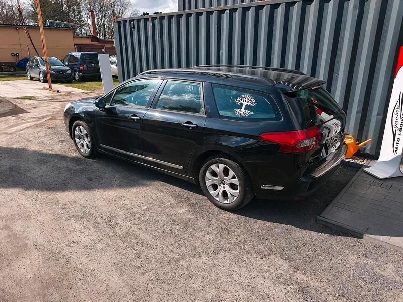 Gebraucht Citroën C5 114 PS (83 kW) 2013 Schwarz Kombi