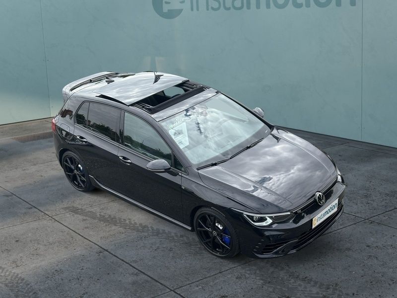 Schwarz Gebraucht 2022 VW Golf VIII R Limousine | 43.150 € (Teuer) - Bild 1/3