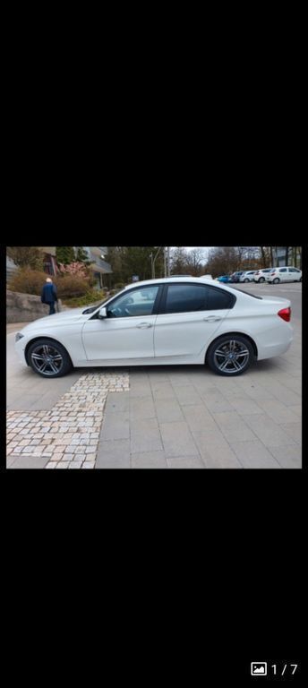 Gebraucht BMW 320 Advantage 190 PS (139 kW) 2017 Weiß Limousine
