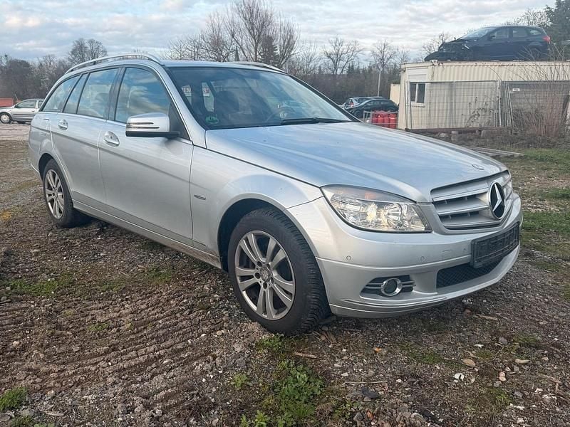 Gebraucht Mercedes C250 204 PS (150 kW) 2009 Silber Kombi
