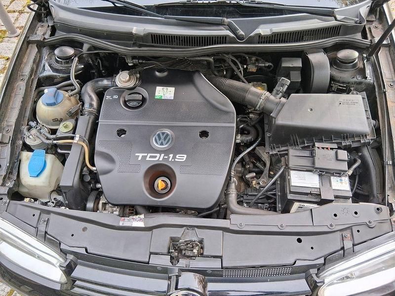 Gebraucht VW Golf III Basis 90 PS (66 kW) 1999 Schwarz Limousine