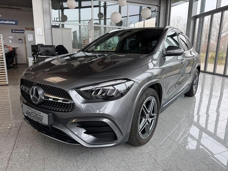 Gebraucht Mercedes GLA250 AMG 224 PS (164 kW) 2023 Mountaingrau metallic SUV