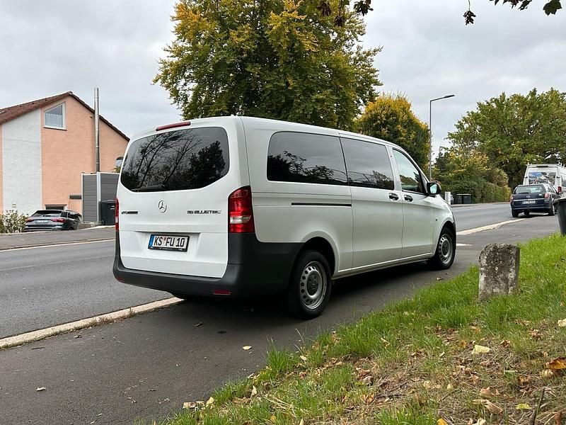 Gebraucht Mercedes Vito 162 PS (119 kW) 2016 Weiß Van