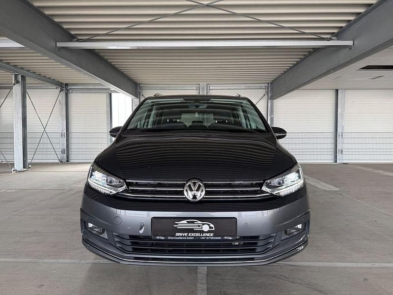 Gebraucht VW Touran 150 PS (110 kW) 2018 Grau Van / Kleinbus