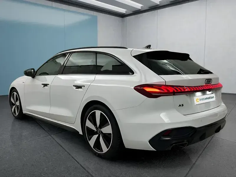 Gebraucht Audi A5 204 PS (150 kW) 2025 Weiß Kombi