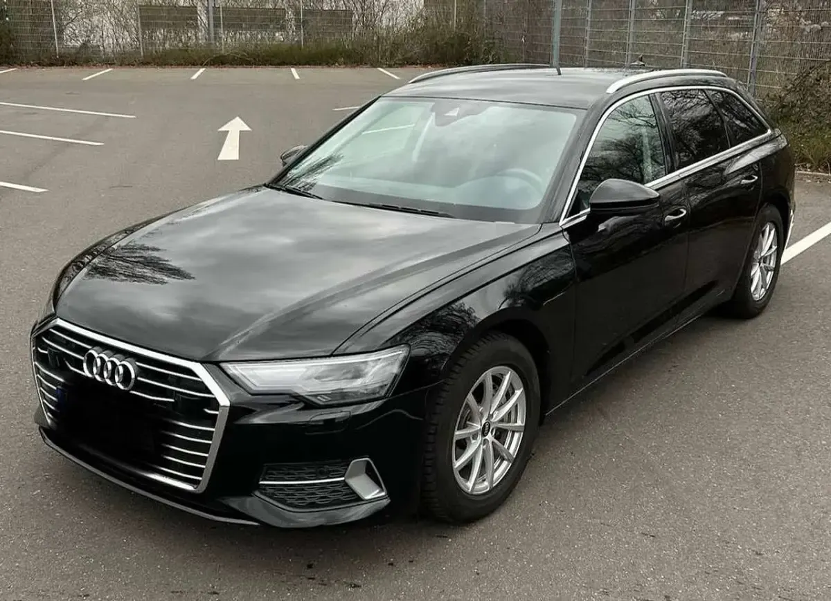 Gebraucht Audi A6 Sport 204 PS (150 kW) 2021 Schwarz Kombi