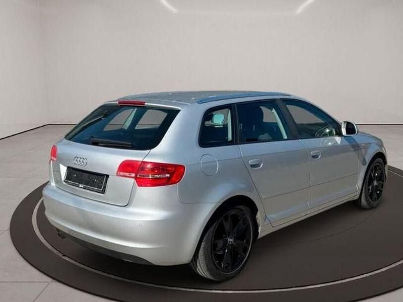 Gebraucht Audi A3 Ambition 105 PS (77 kW) 2010 Silber Kleinwagen