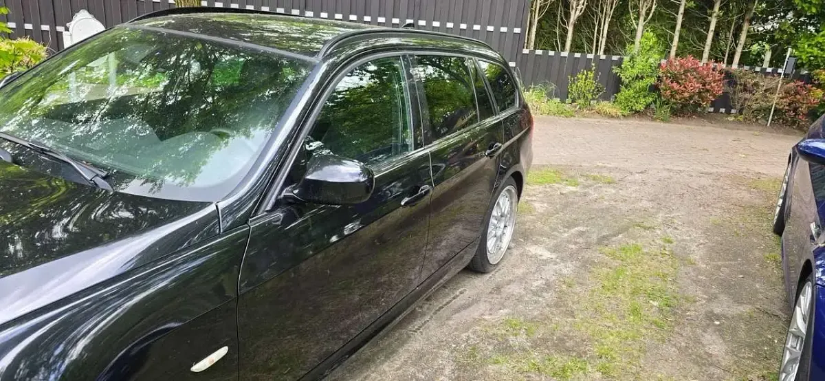 Używany BMW 320 184 KM (135 kW) 2012 Czarny Kombi