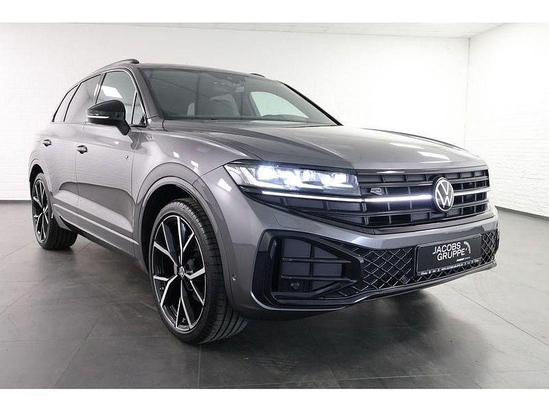 Gebraucht VW Touareg Style 286 PS (210 kW) 2025 Grau SUV