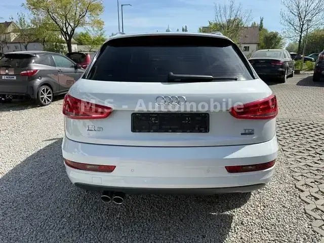 Gebraucht Audi Q3 Sport 184 PS (135 kW) 2015 Gletscherweiss SUV