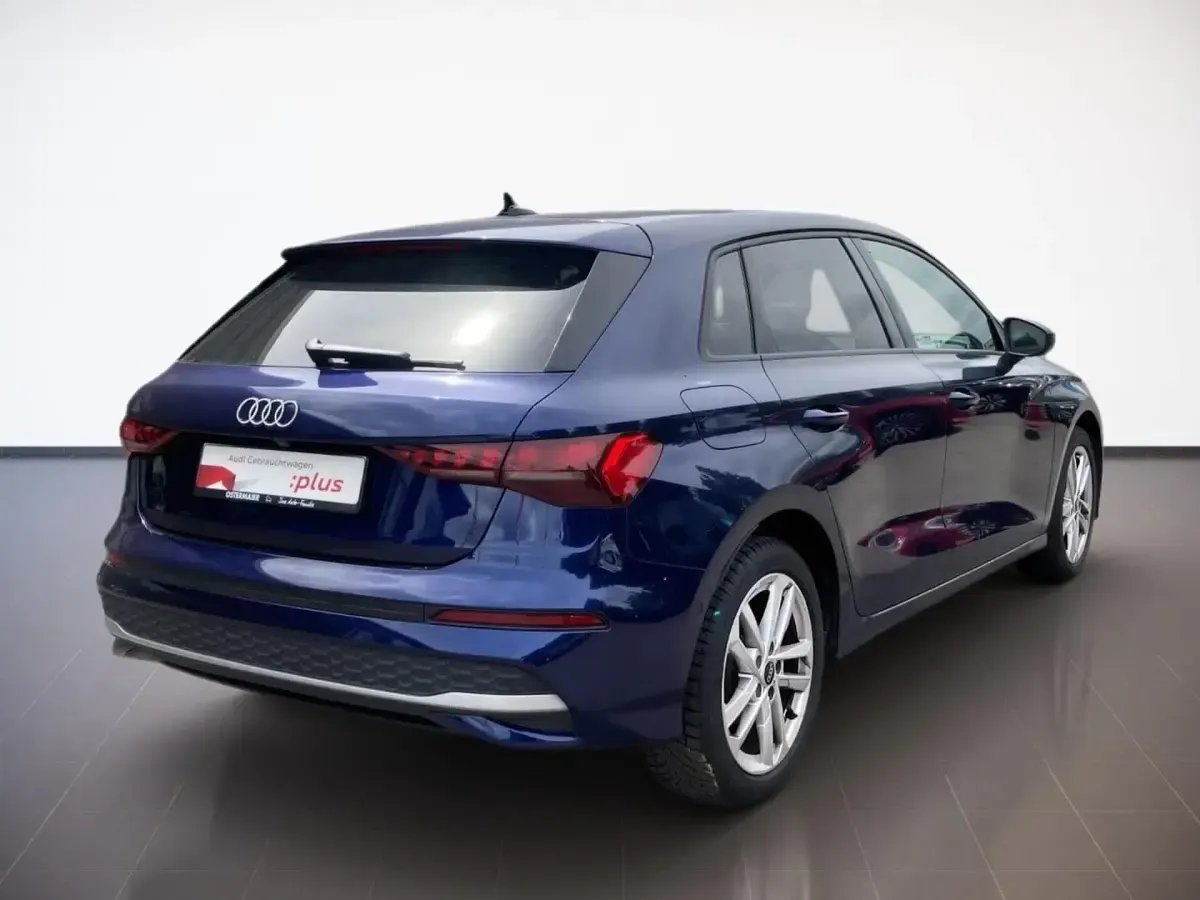 Gebraucht Audi A3 Advanced 204 PS (150 kW) 2025 Navarrablau Limousine