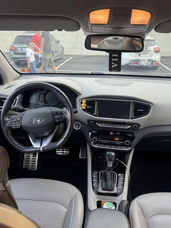 Gebraucht Hyundai Ioniq Premium 105 PS (77 kW) 2018 Kleinwagen