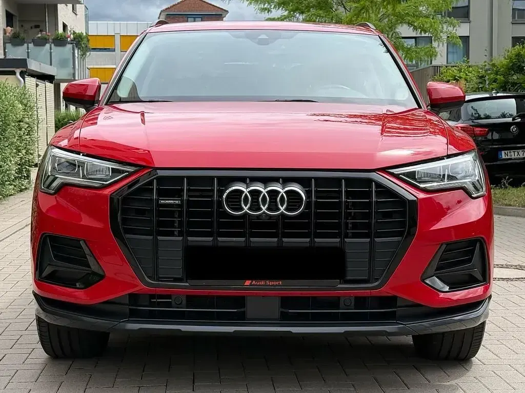 Gebraucht Audi Q3 Advanced 190 PS (139 kW) 2019 Rot SUV