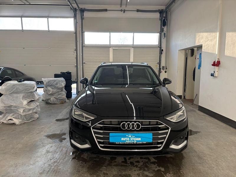 Gebraucht Audi A4 Advanced 136 PS (100 kW) 2022 Schwarz Kombi