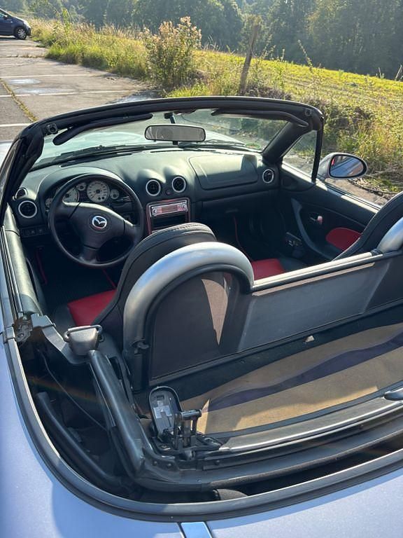 Silber Gebraucht 2004 Mazda MX5 Cabrio | 8.500 € (Fairer Preis) - Bild 1/4