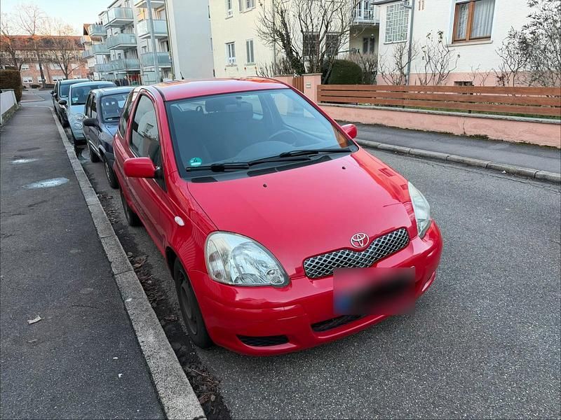 Gebraucht Toyota Yaris 87 PS (63 kW) 2004 Rot Kleinwagen