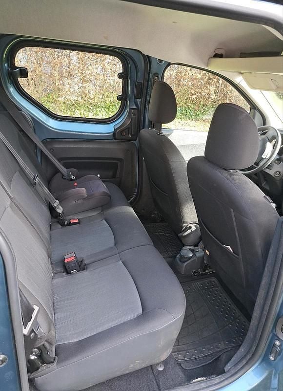 Gebraucht Dacia Dokker Lauréate 116 PS (85 kW) 2014 Blau Van / Kleinbus