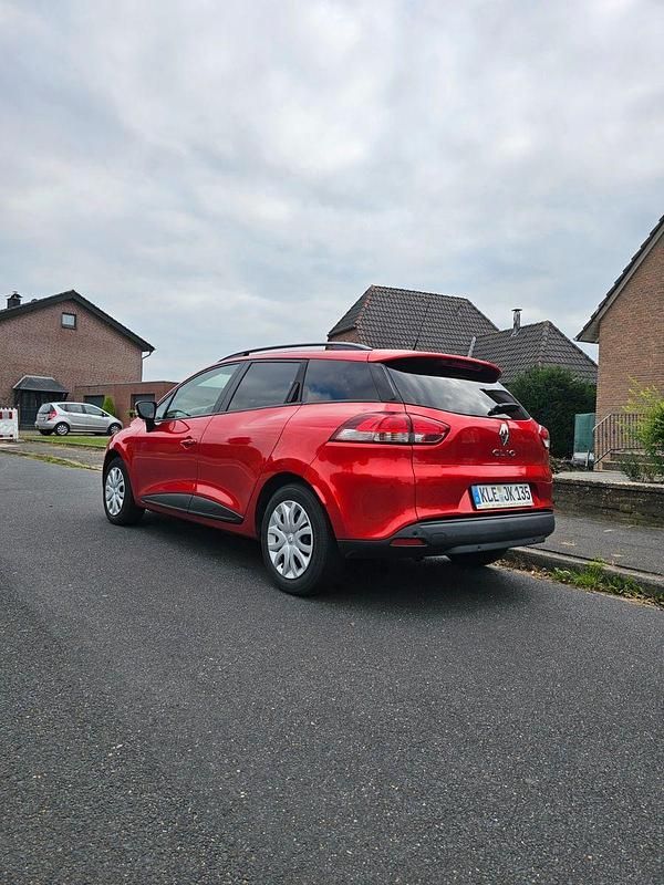 Gebraucht Renault Clio V LIMITED 90 PS (66 kW) 2020 Rot Kleinwagen