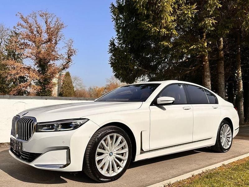 Gebraucht BMW 750 Shadowline 530 PS (389 kW) 2019 Weiß Limousine