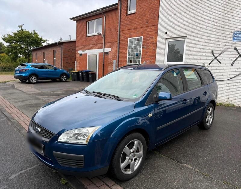 Blau Gebraucht 2006 Ford Focus Kombi | 1.500 € (Superpreis) - Bild 1/4