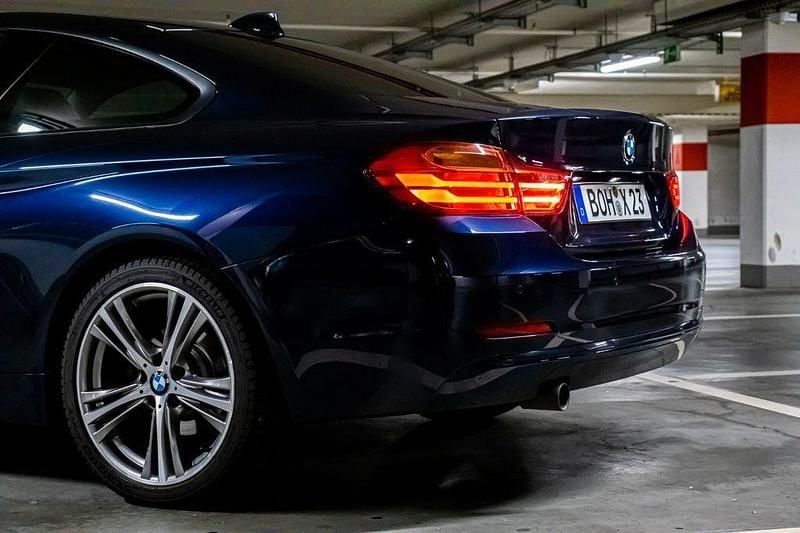 Gebraucht BMW 420 Sport Line 184 PS (135 kW) 2014 Blau Coupé